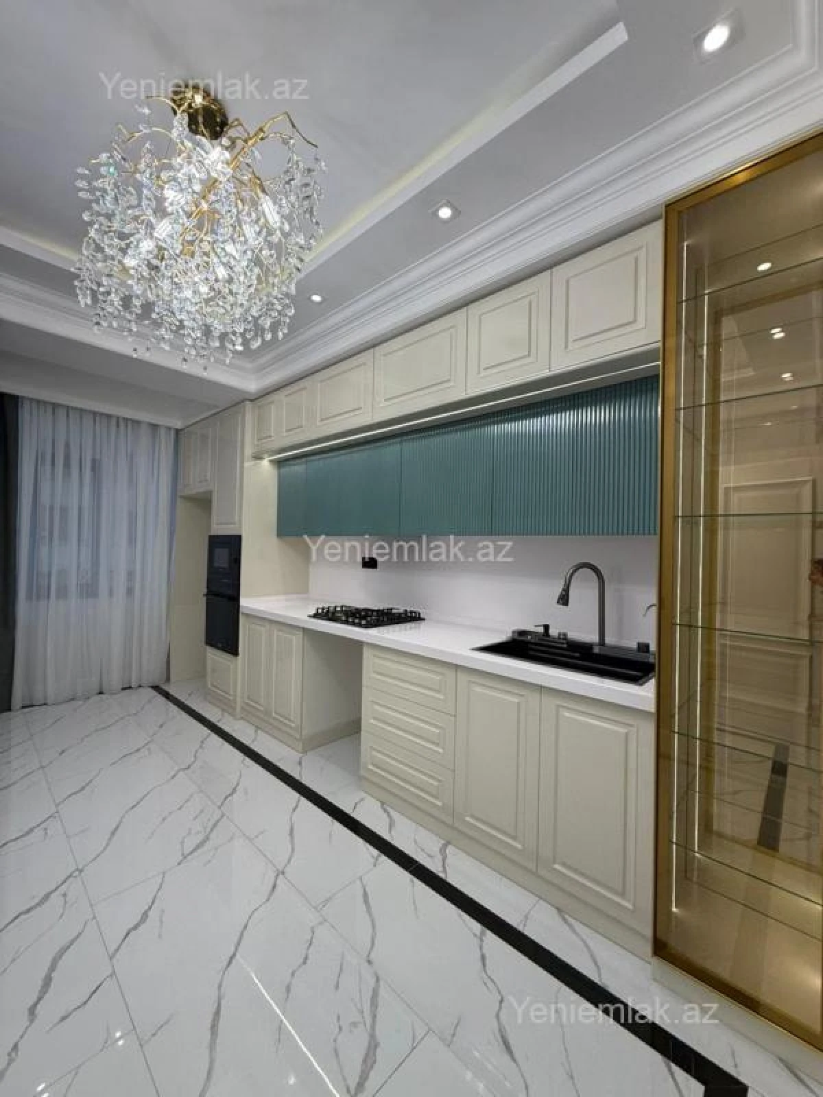 Satılır 3 otaqlı yeni tikili 95 m²