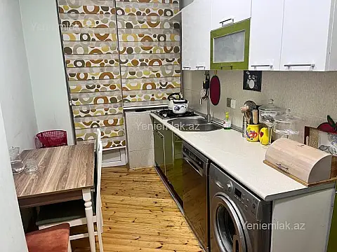 Satılır 3 otaqlı yeni tikili 80 m²