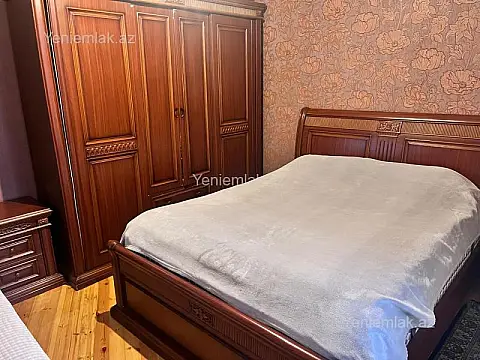 Satılır 3 otaqlı yeni tikili 80 m²