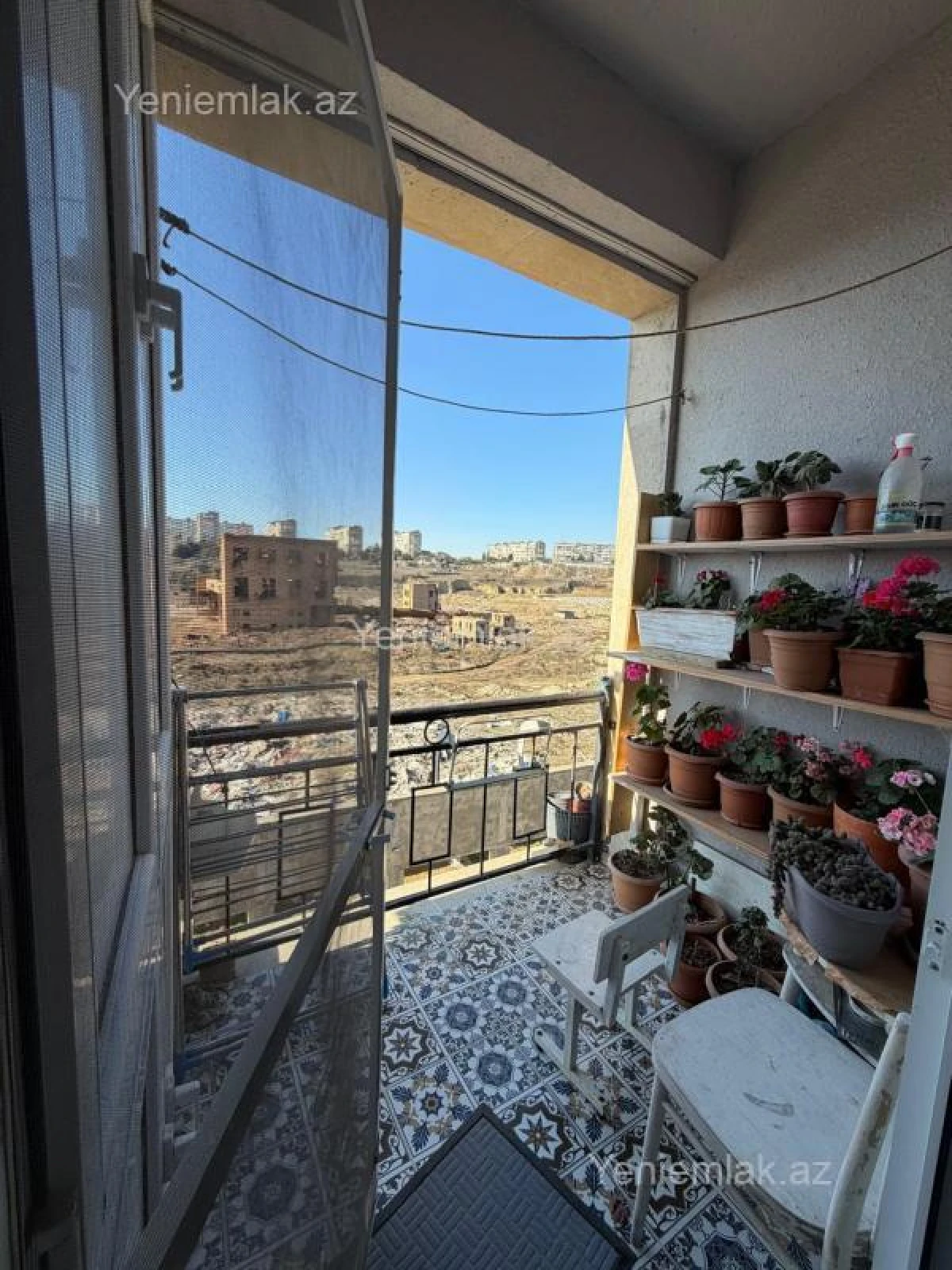 Satılır 2 otaqlı yeni tikili 60 m²