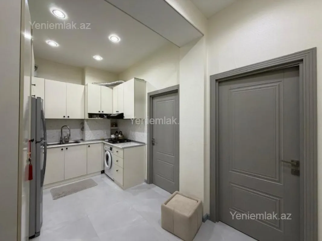 Satılır 2 otaqlı yeni tikili 60 m²