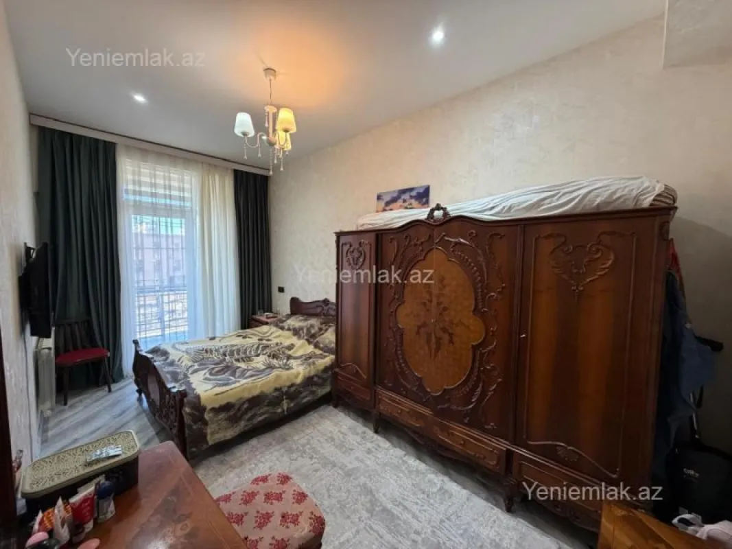 Satılır 2 otaqlı yeni tikili 60 m²