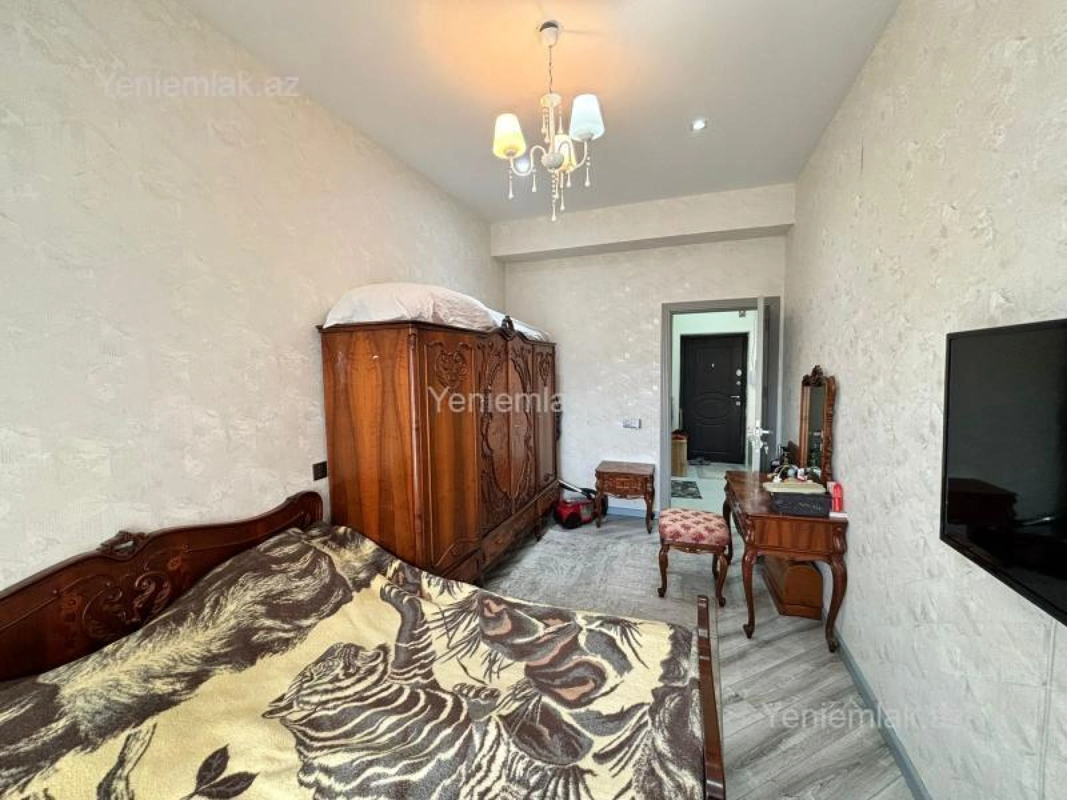 Satılır 2 otaqlı yeni tikili 60 m²