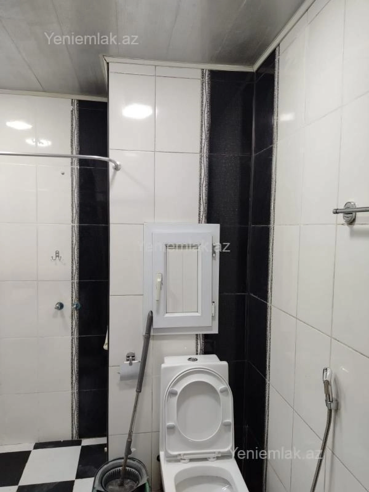 Satılır 2 otaqlı köhnə tikili 55 m²
