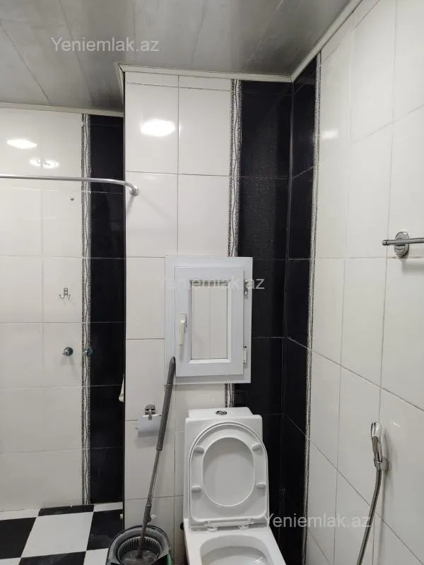 Satılır 2 otaqlı köhnə tikili 55 m²