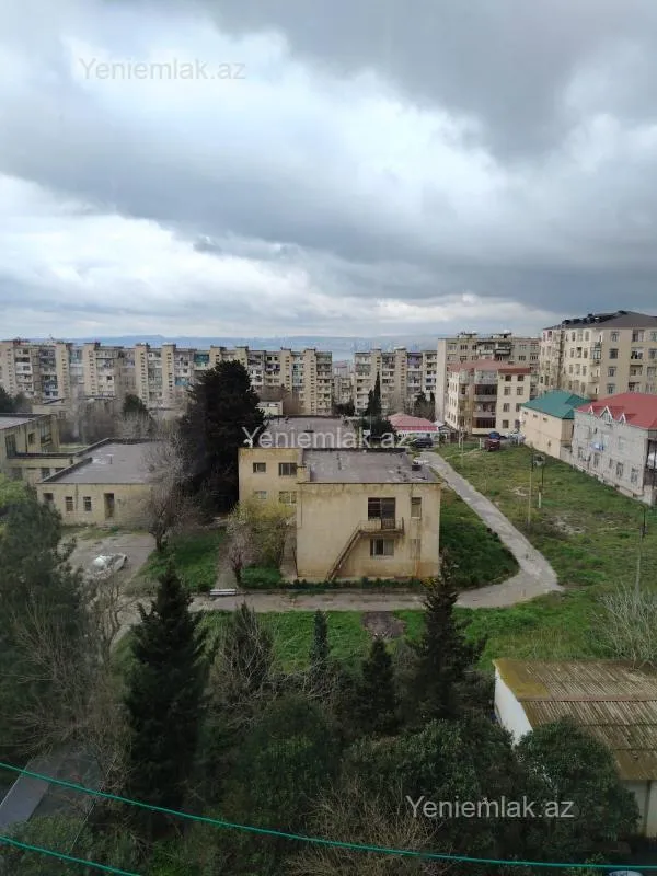 Satılır 2 otaqlı köhnə tikili 55 m²