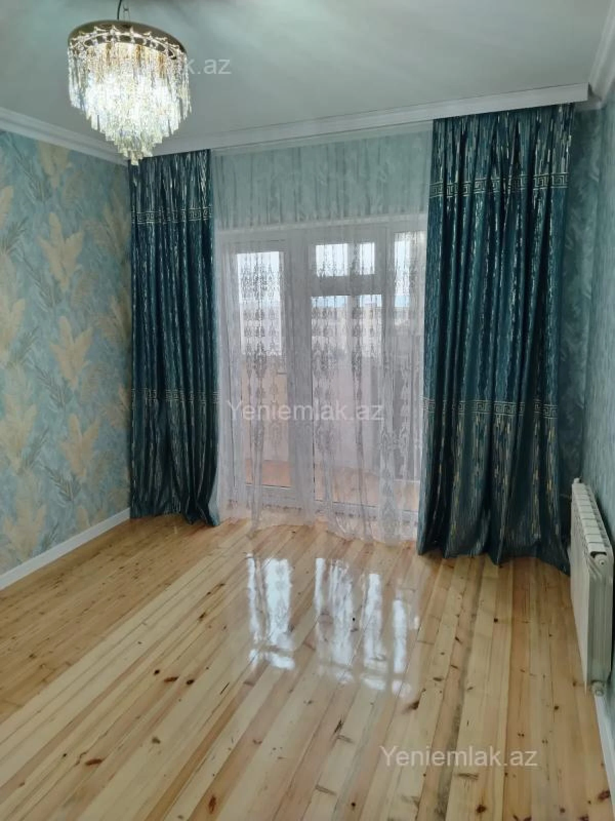 Satılır 2 otaqlı köhnə tikili 55 m²