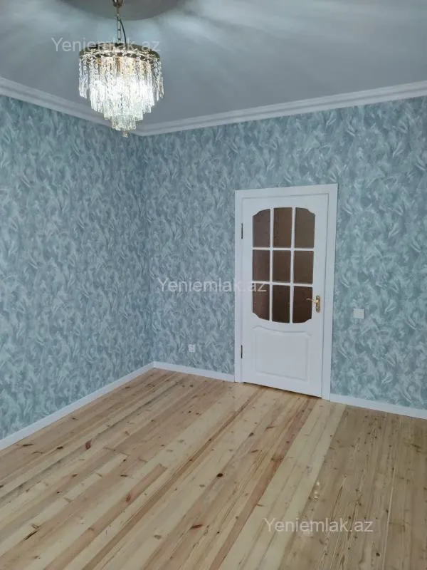 Satılır 2 otaqlı köhnə tikili 55 m²