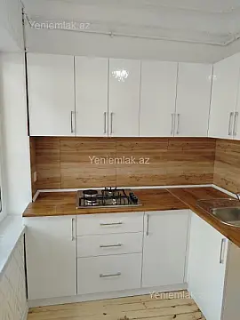 Satılır 2 otaqlı köhnə tikili 55 m²