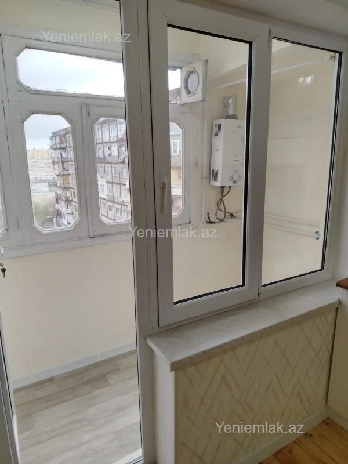 Satılır 2 otaqlı köhnə tikili 55 m²