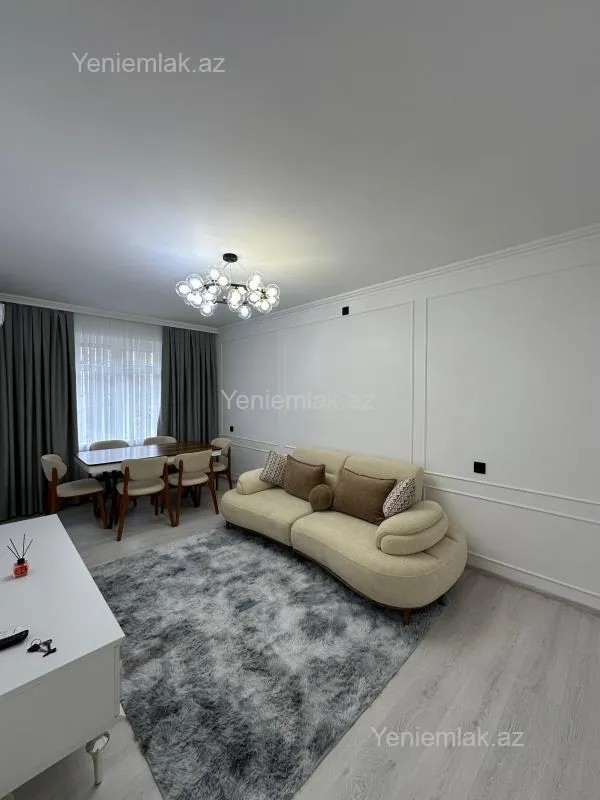 Satılır 2 otaqlı köhnə tikili 65 m²