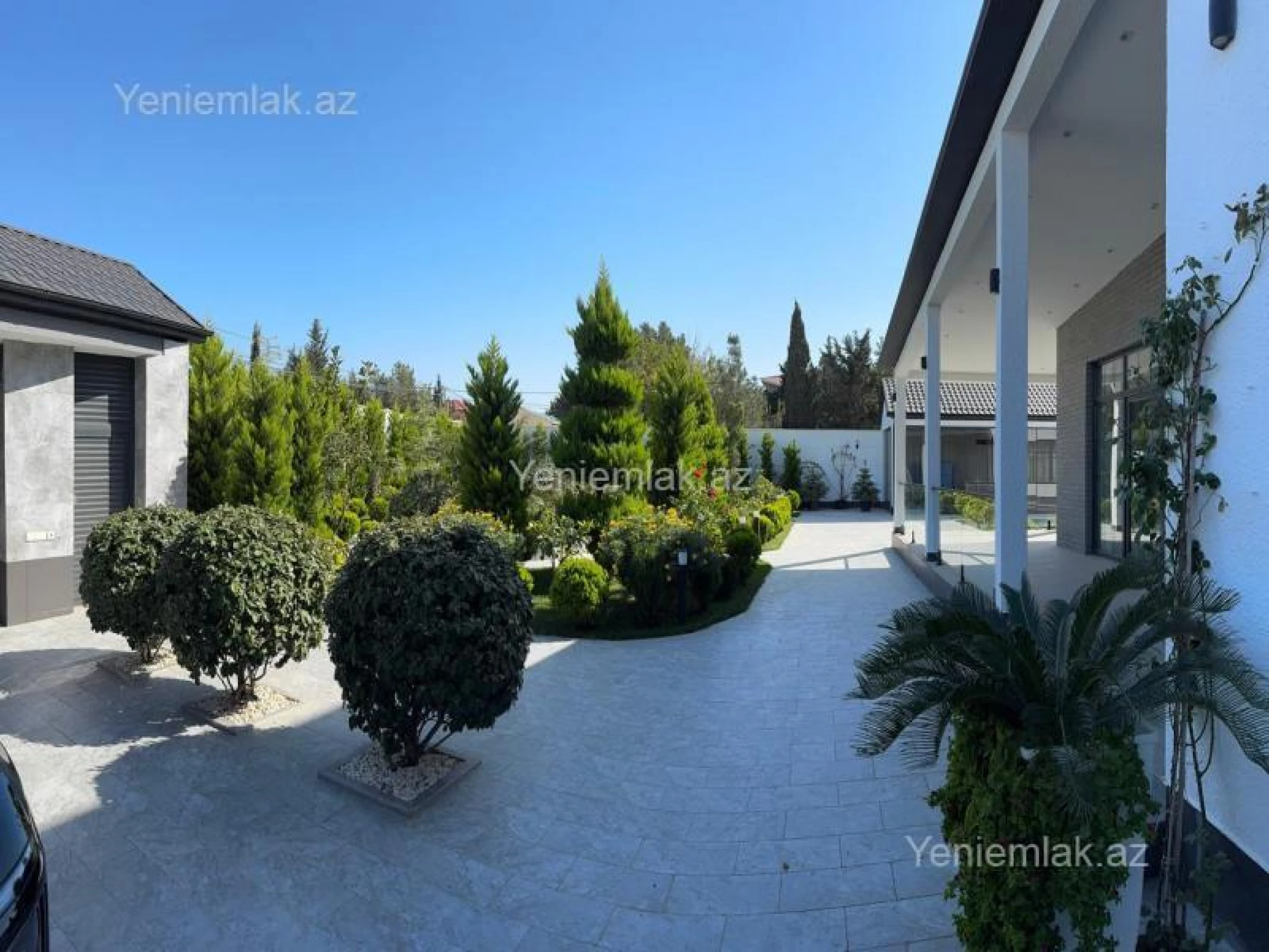 Satılır 5 otaqlı həyət evi 270 m²