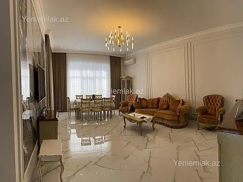 Satılır 5 otaqlı həyət evi 270 m²