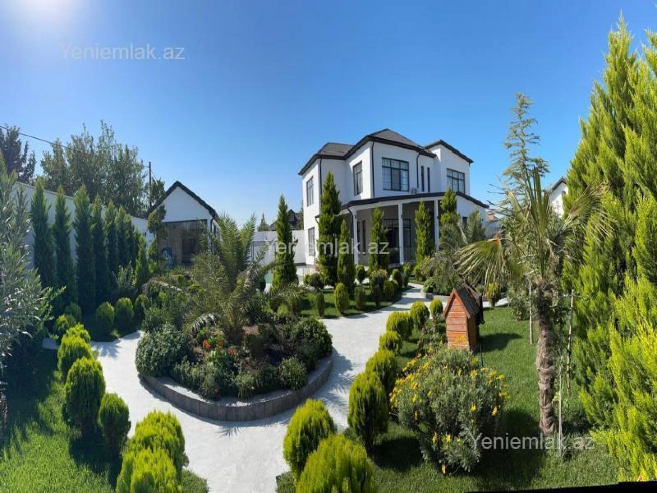 Satılır 5 otaqlı həyət evi 270 m²