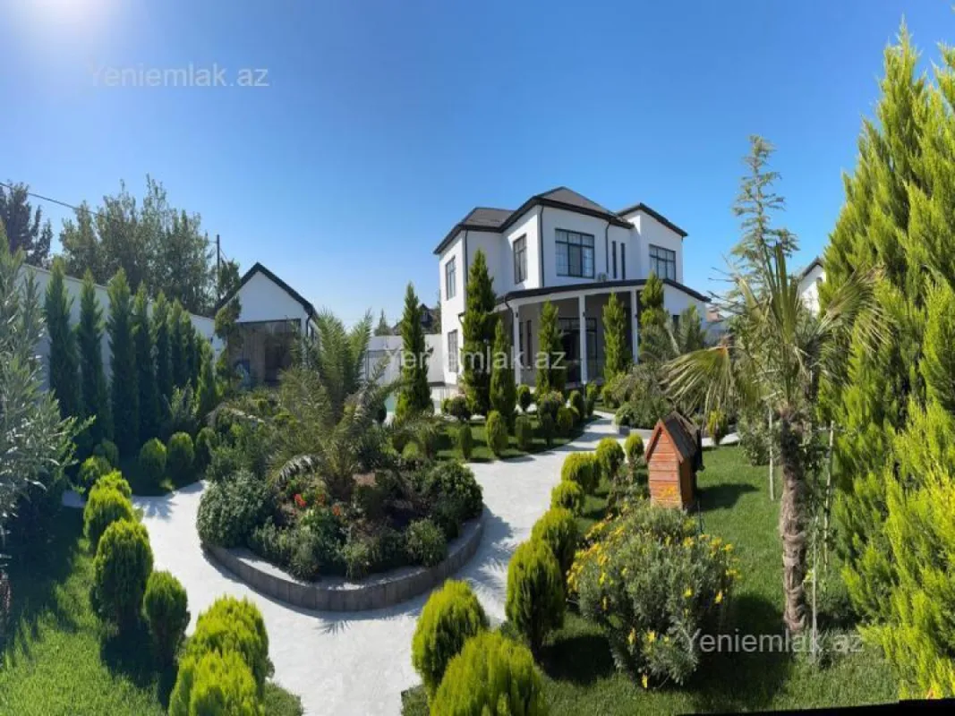 Satılır 5 otaqlı həyət evi 270 m²