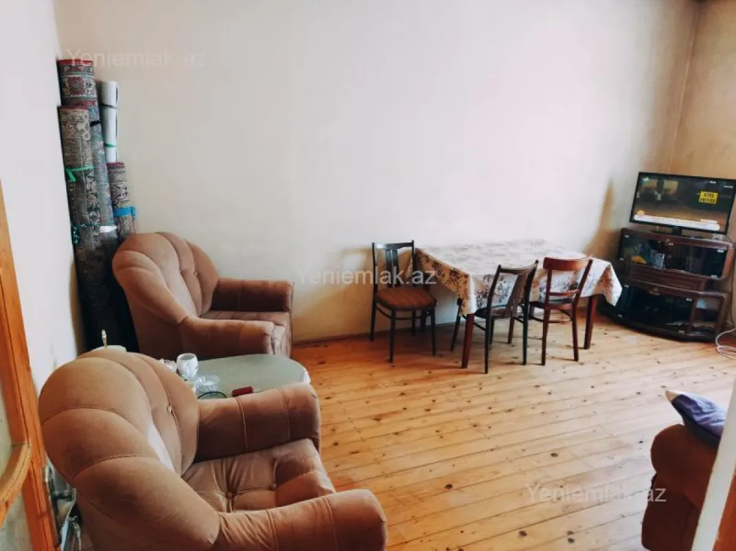 Satılır 3 otaqlı həyət evi 65 m²