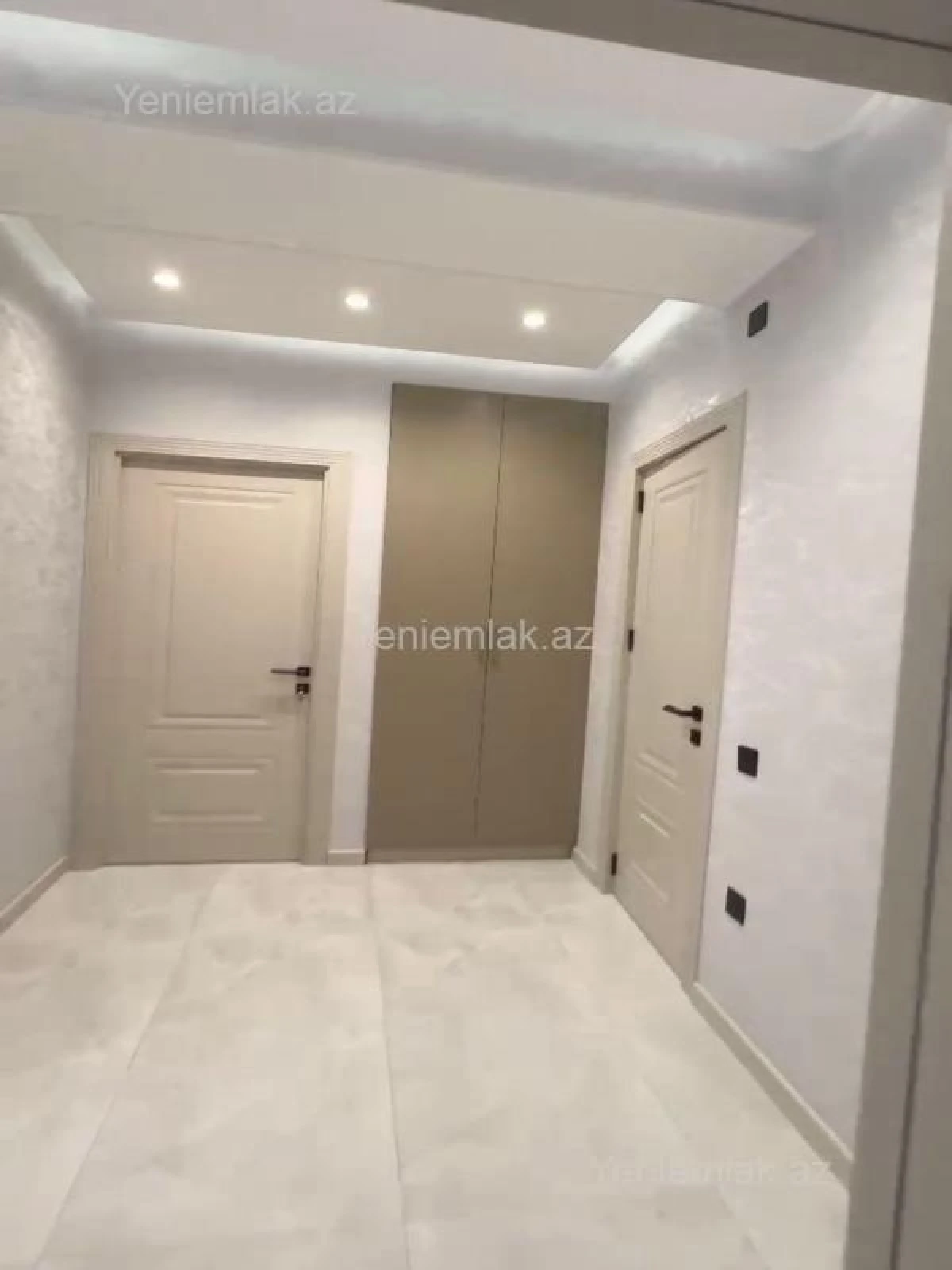 Satılır 2 otaqlı yeni tikili 86 m²
