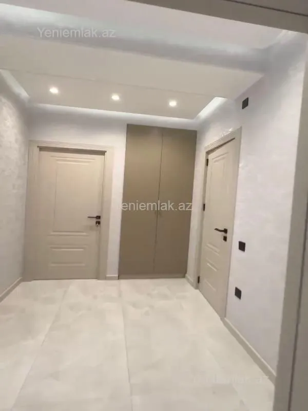Satılır 2 otaqlı yeni tikili 86 m²