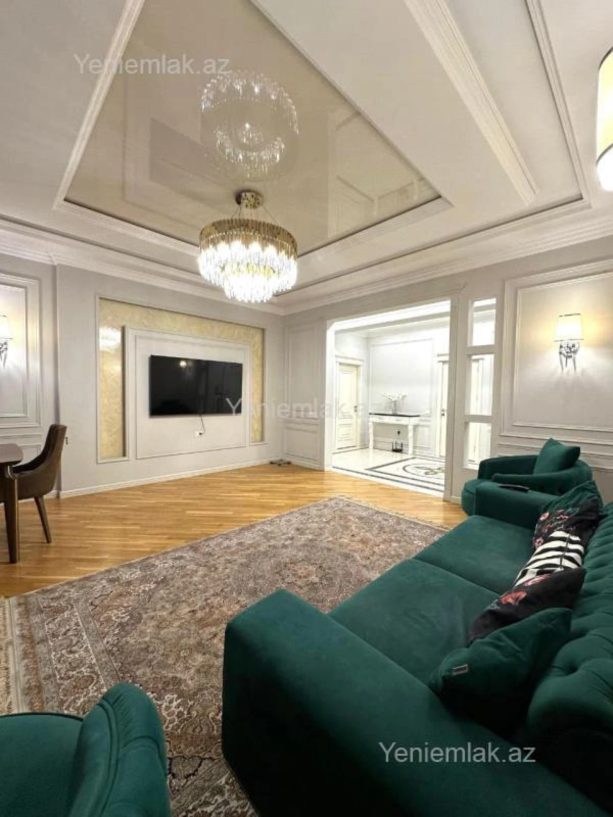 Satılır 3 otaqlı yeni tikili 136.5 m²