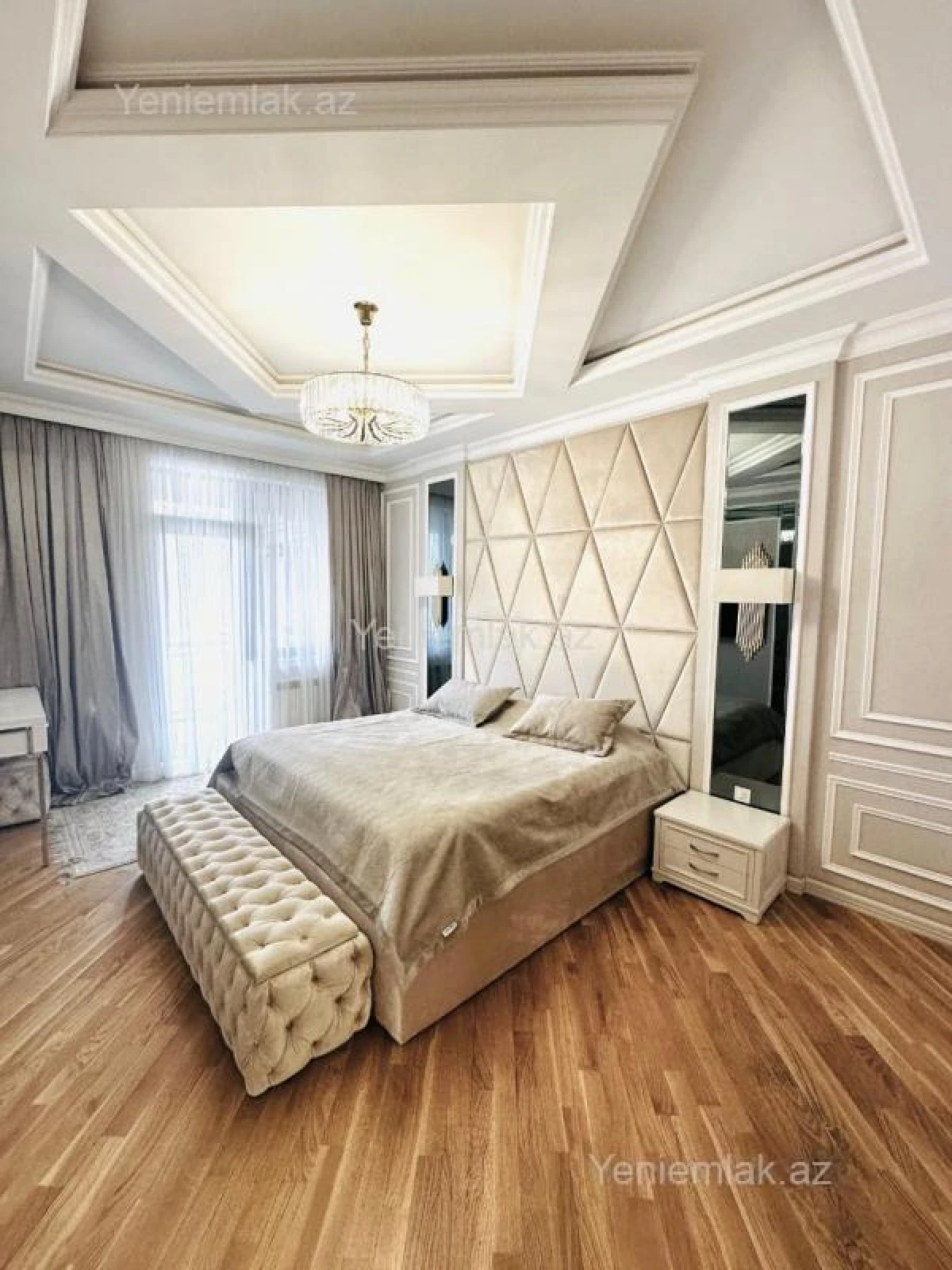 Satılır 3 otaqlı yeni tikili 136.5 m²
