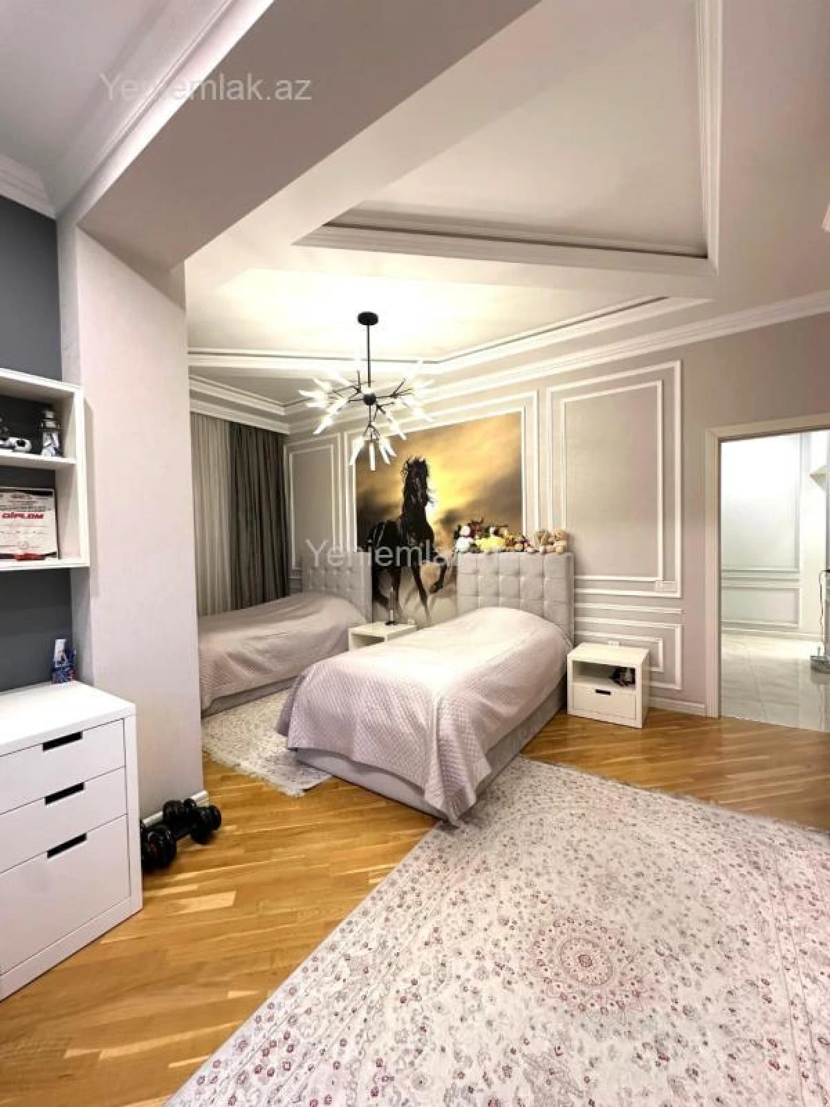 Satılır 3 otaqlı yeni tikili 136.5 m²