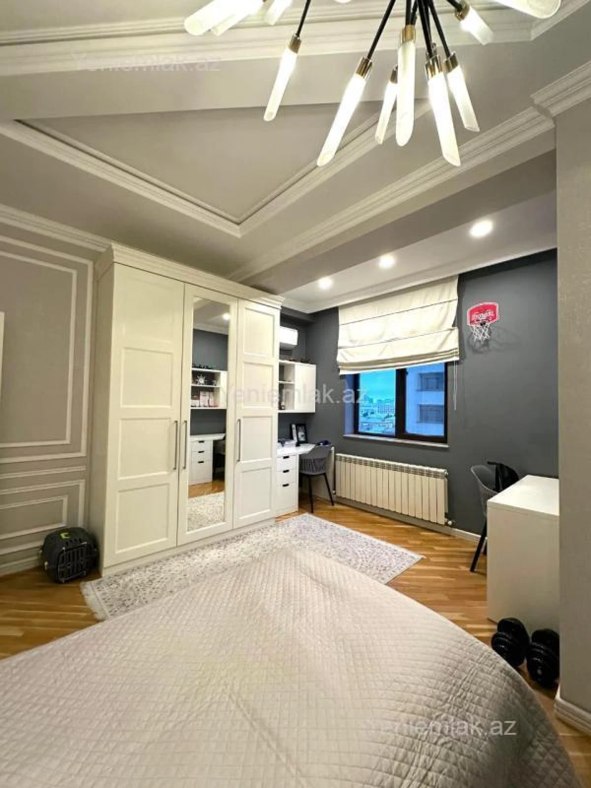 Satılır 3 otaqlı yeni tikili 136.5 m²