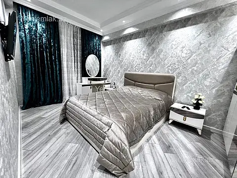 Satılır 2 otaqlı yeni tikili 75 m²