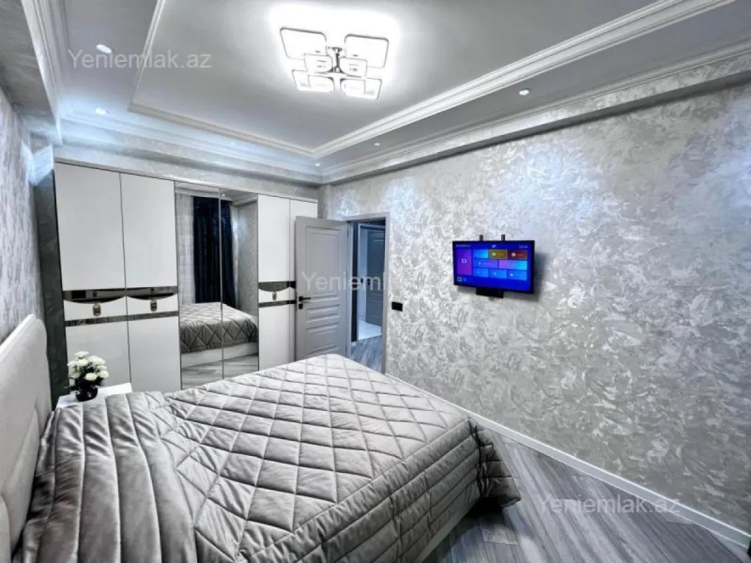 Satılır 2 otaqlı yeni tikili 75 m²