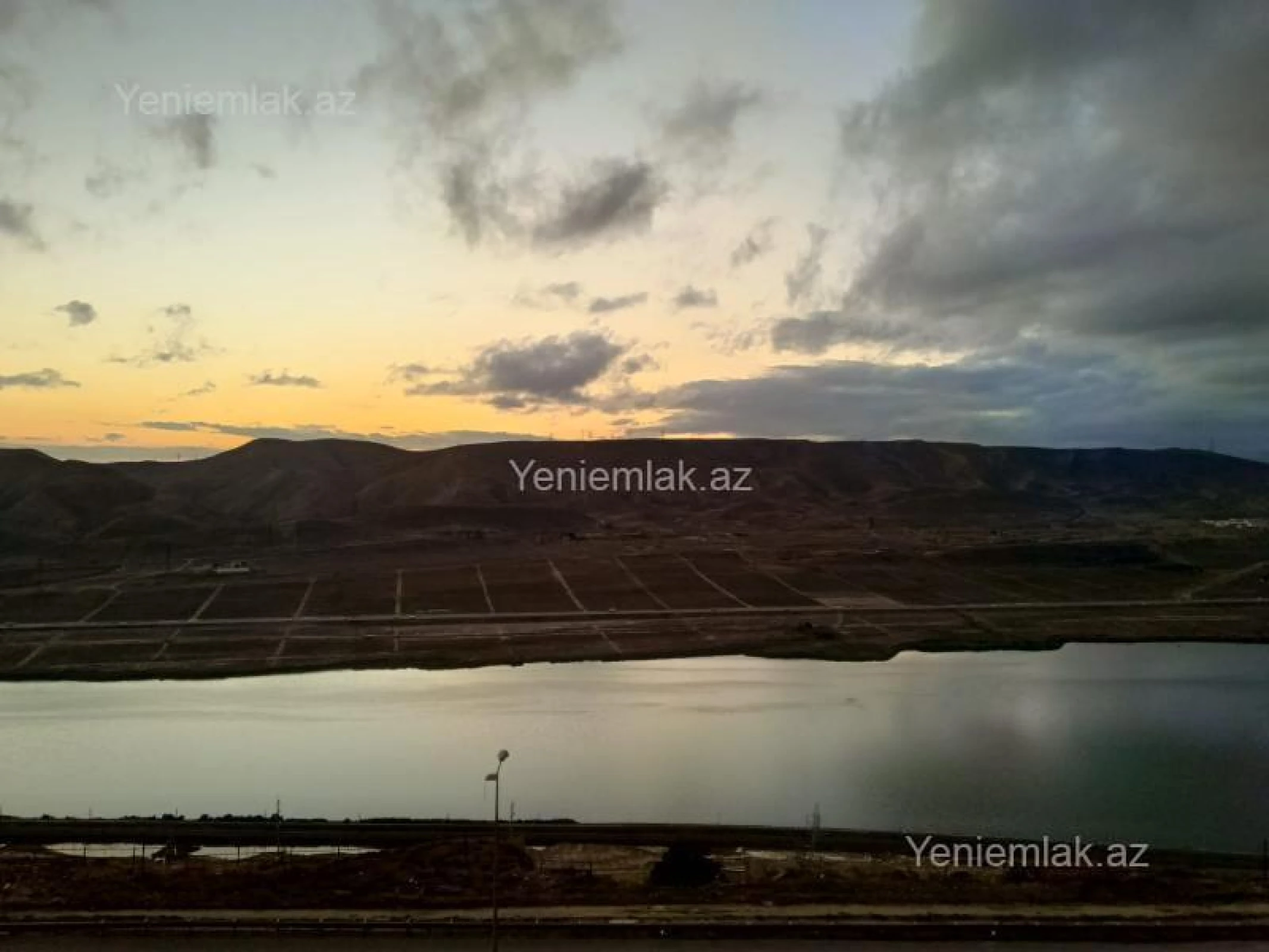 Satılır 3 otaqlı yeni tikili 96 m²