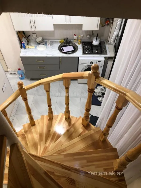 Satılır 2 otaqlı köhnə tikili 40 m²