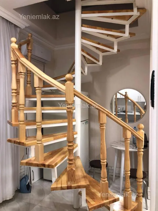 Satılır 2 otaqlı köhnə tikili 40 m²