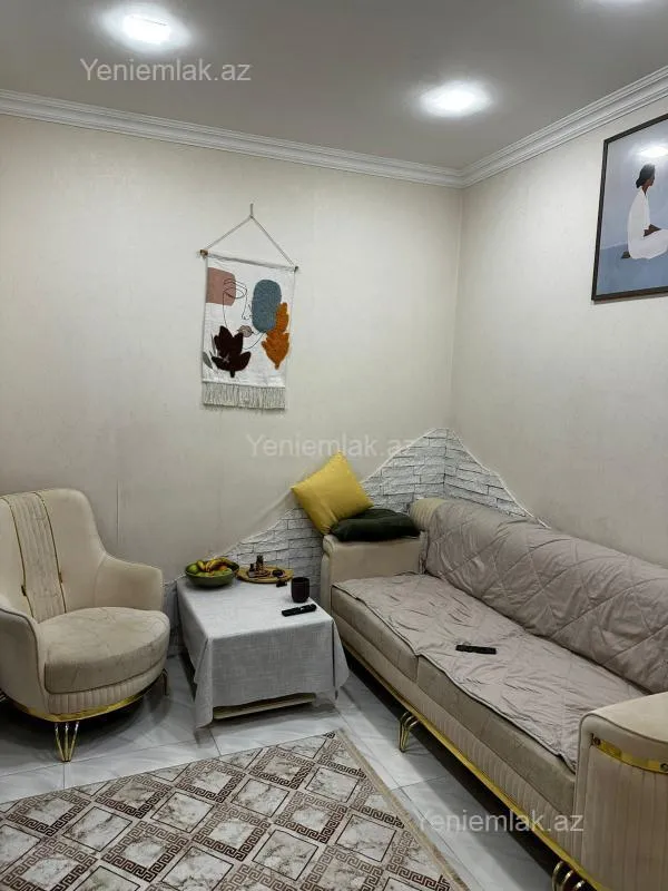 Satılır 2 otaqlı köhnə tikili 40 m²