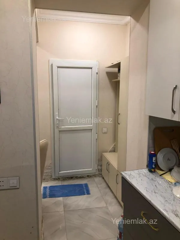 Satılır 2 otaqlı köhnə tikili 40 m²