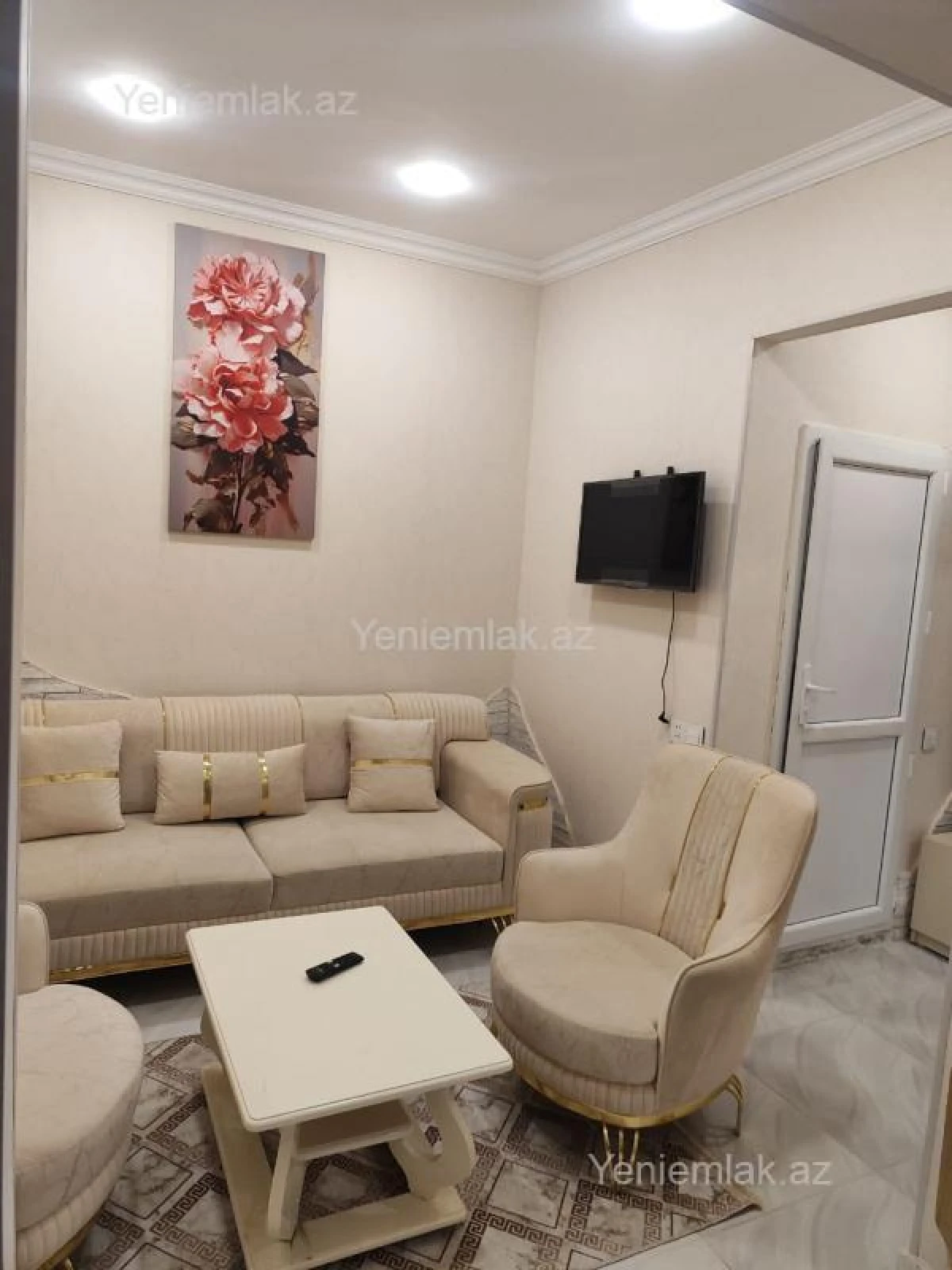 Satılır 2 otaqlı köhnə tikili 40 m²