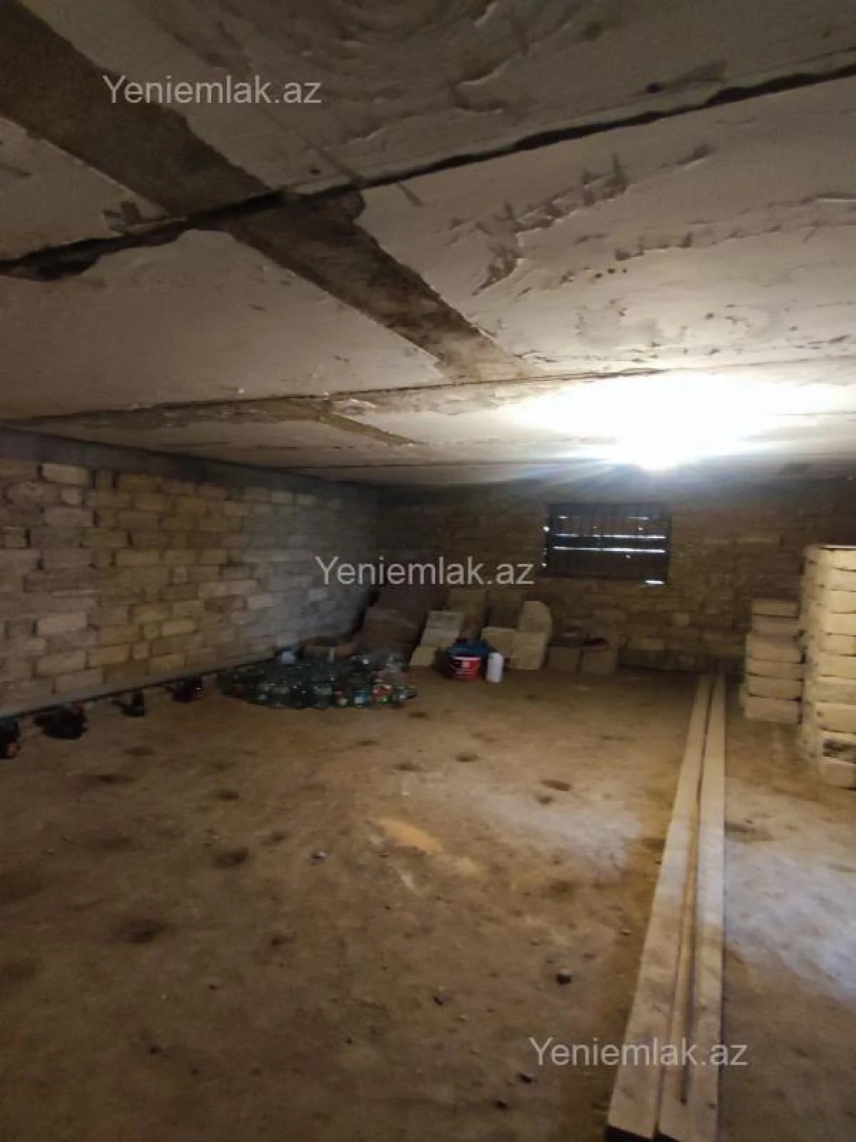 Satılır 5 otaqlı həyət evi 200 m²