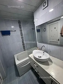 Satılır 2 otaqlı yeni tikili 68 m²