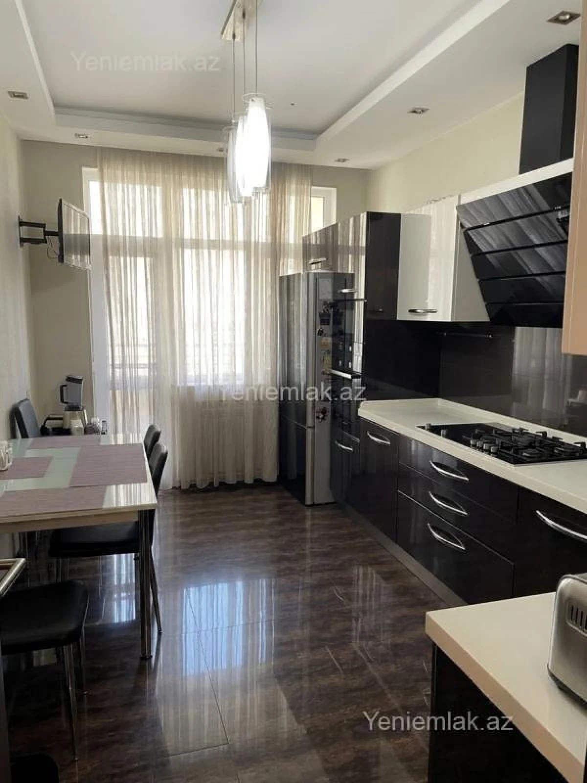 Satılır 3 otaqlı yeni tikili 127 m²