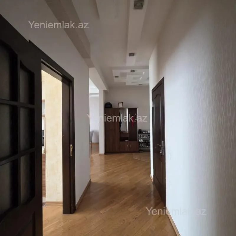 Satılır 2 otaqlı yeni tikili 90.2 m²