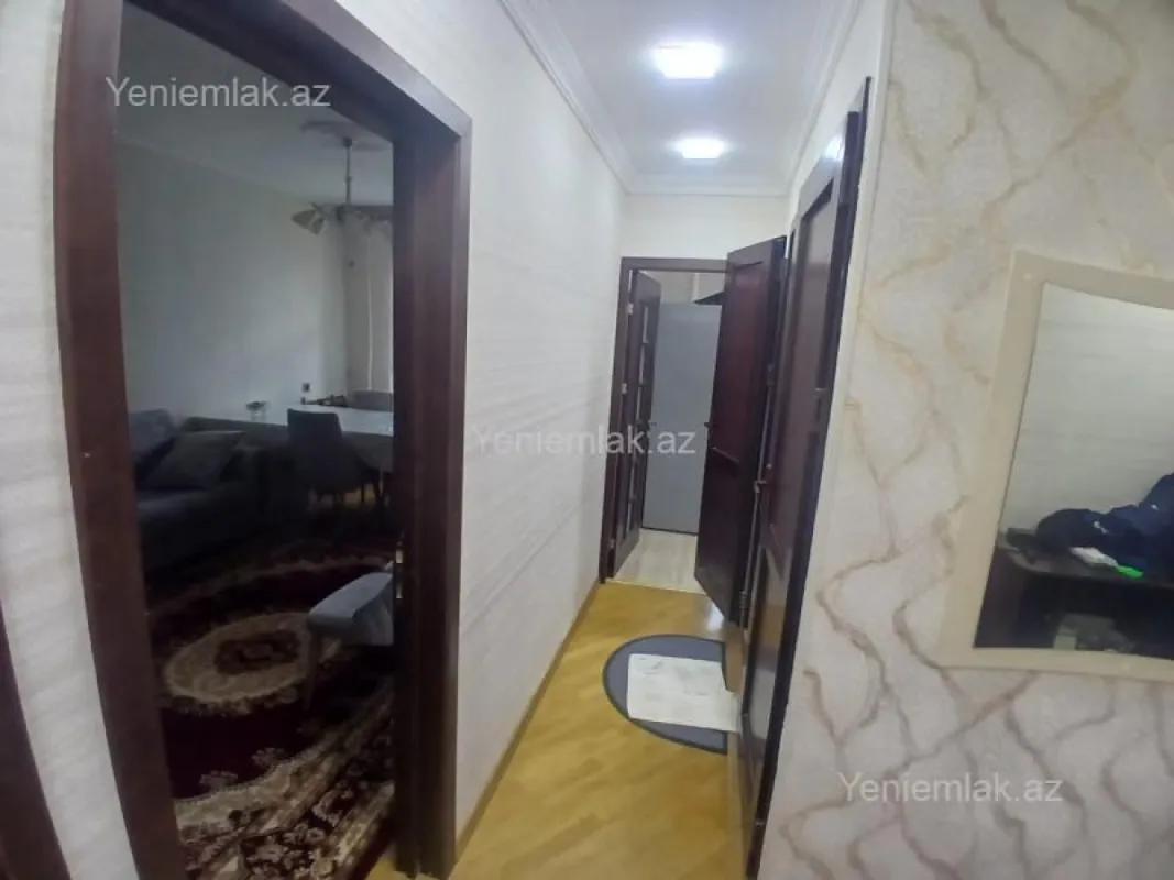 Satılır 3 otaqlı köhnə tikili 70 m²