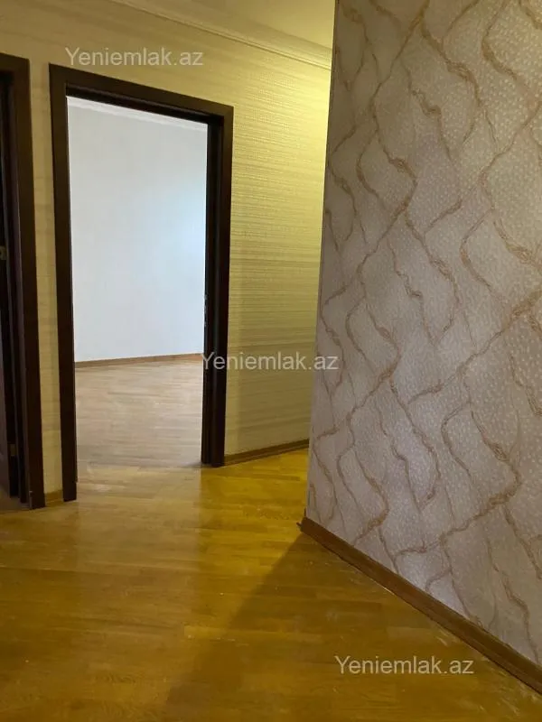 Satılır 3 otaqlı köhnə tikili 70 m²