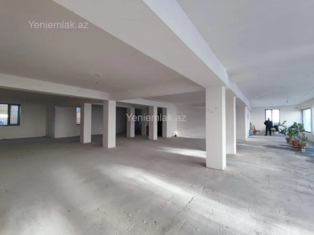 Satılır 8 otaqlı obyekt 250 m²