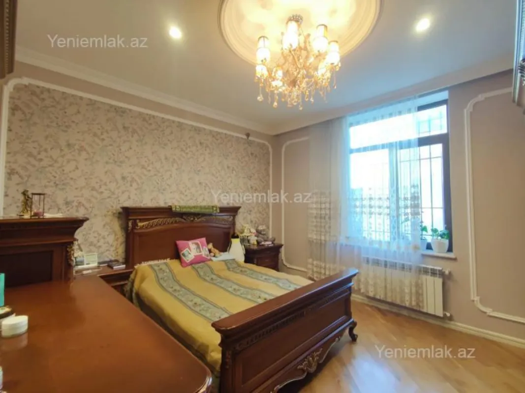 Satılır 8 otaqlı obyekt 250 m²