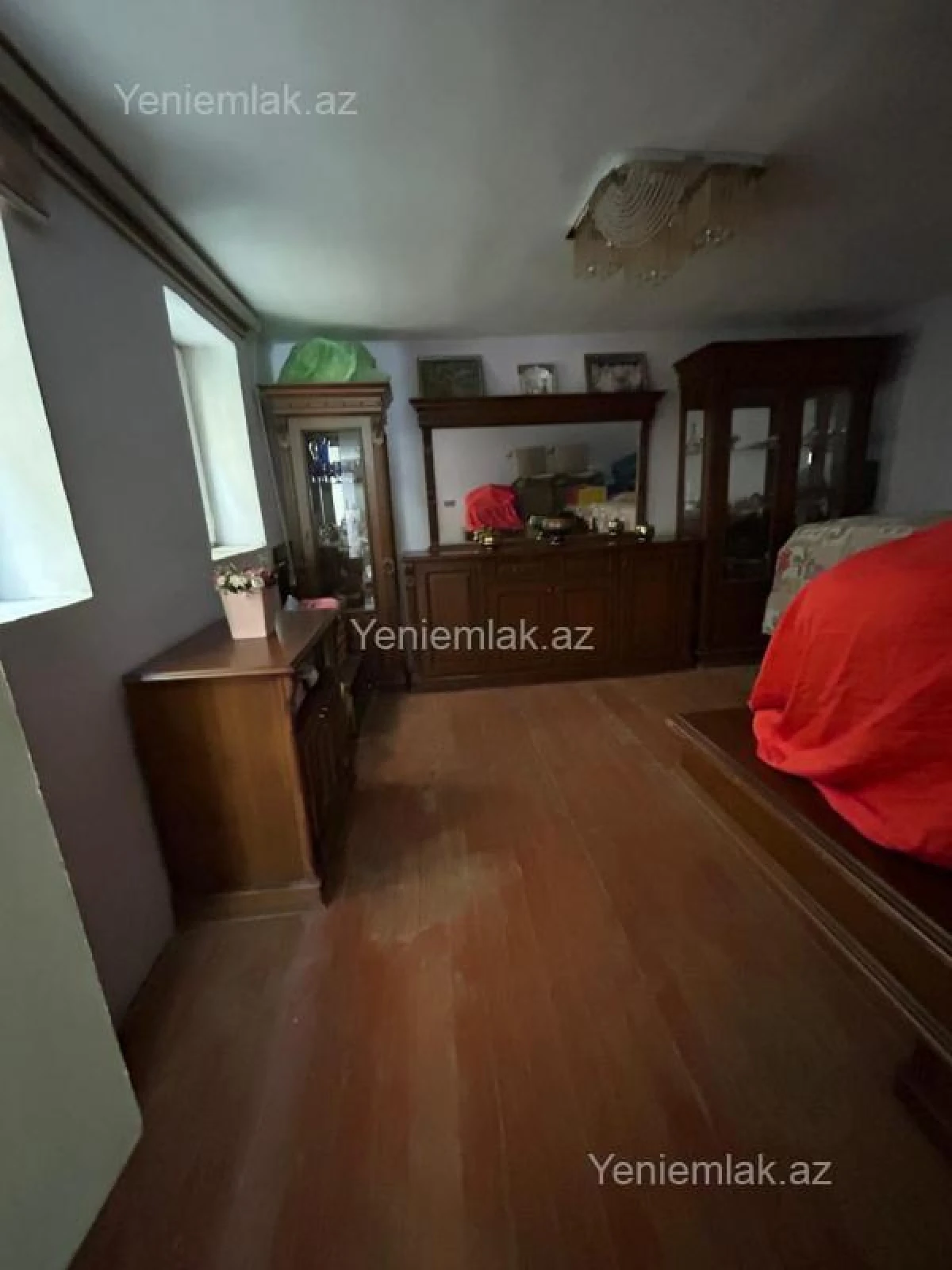 Satılır 6 otaqlı həyət evi 215 m²