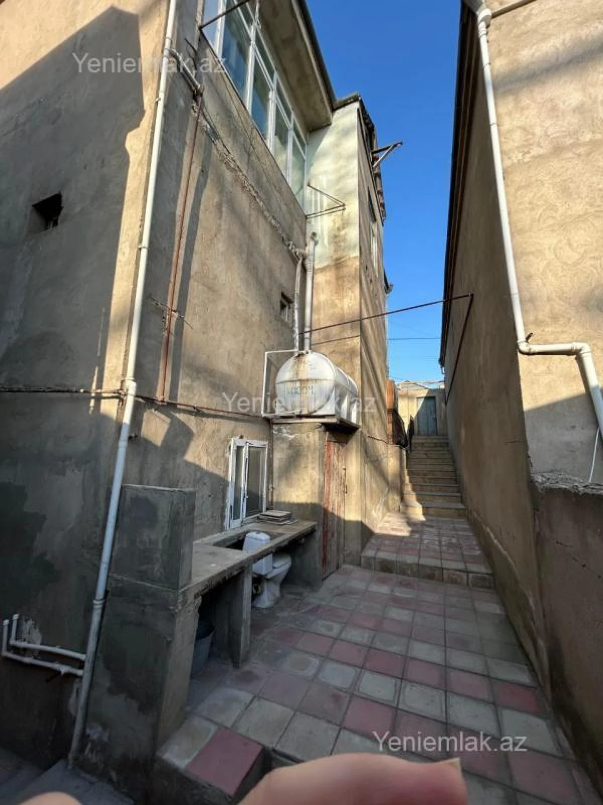 Satılır 6 otaqlı həyət evi 215 m²