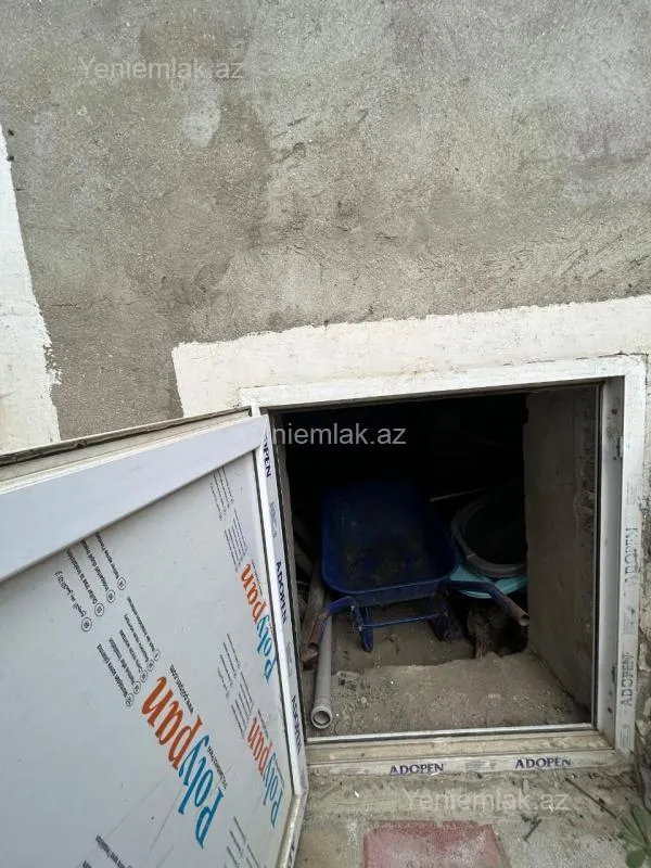 Satılır 6 otaqlı həyət evi 215 m²