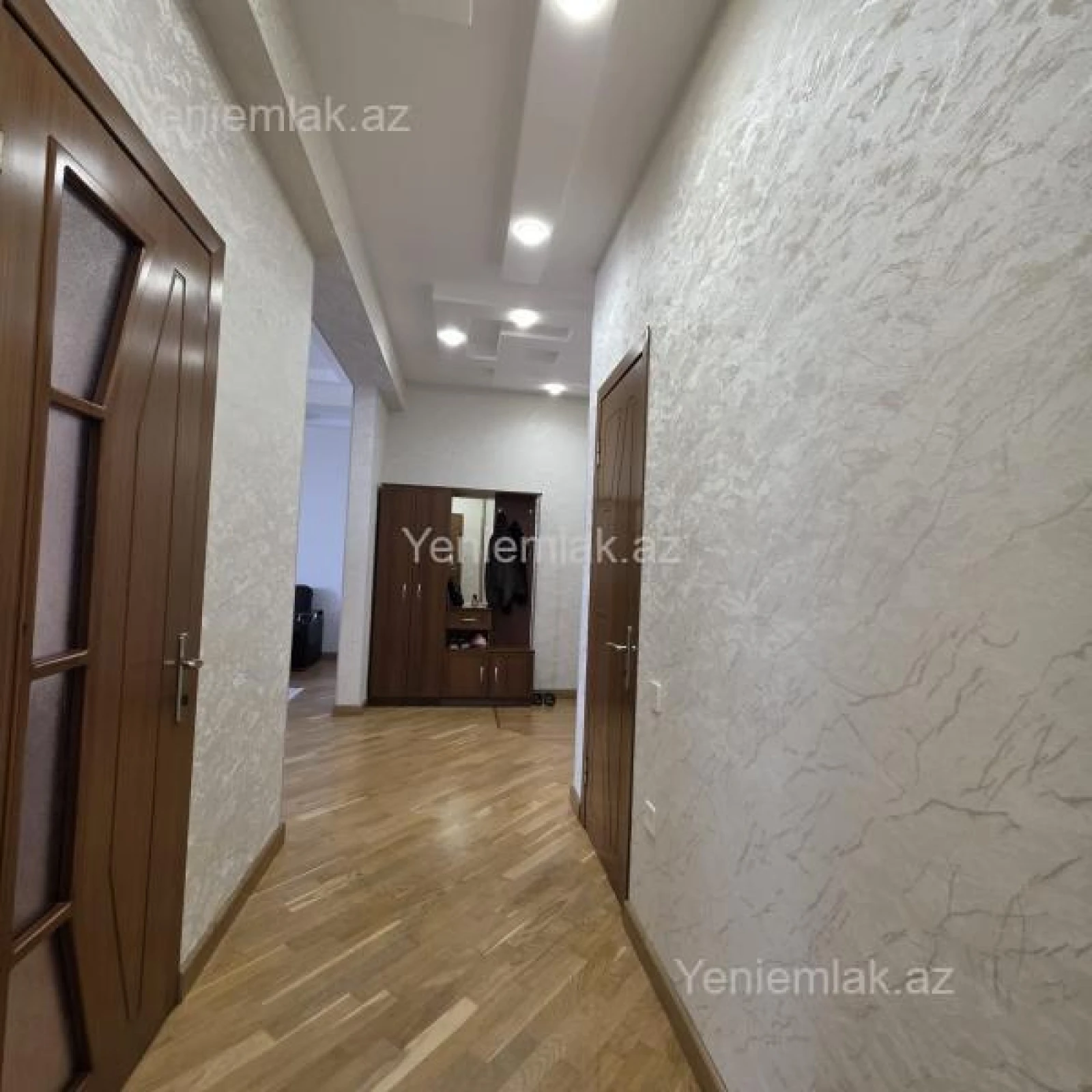 Satılır 2 otaqlı yeni tikili 90.2 m²