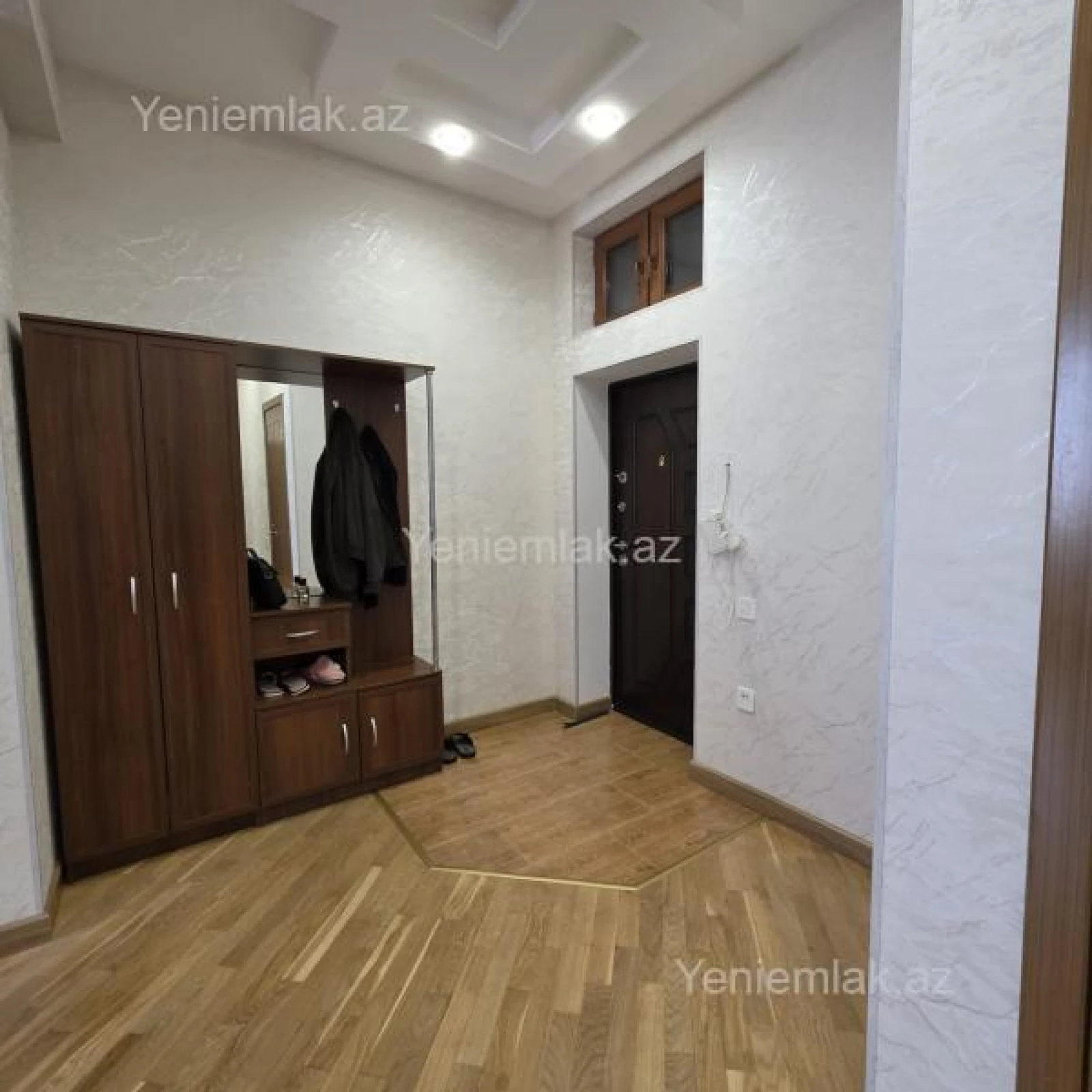 Satılır 2 otaqlı yeni tikili 90.2 m²