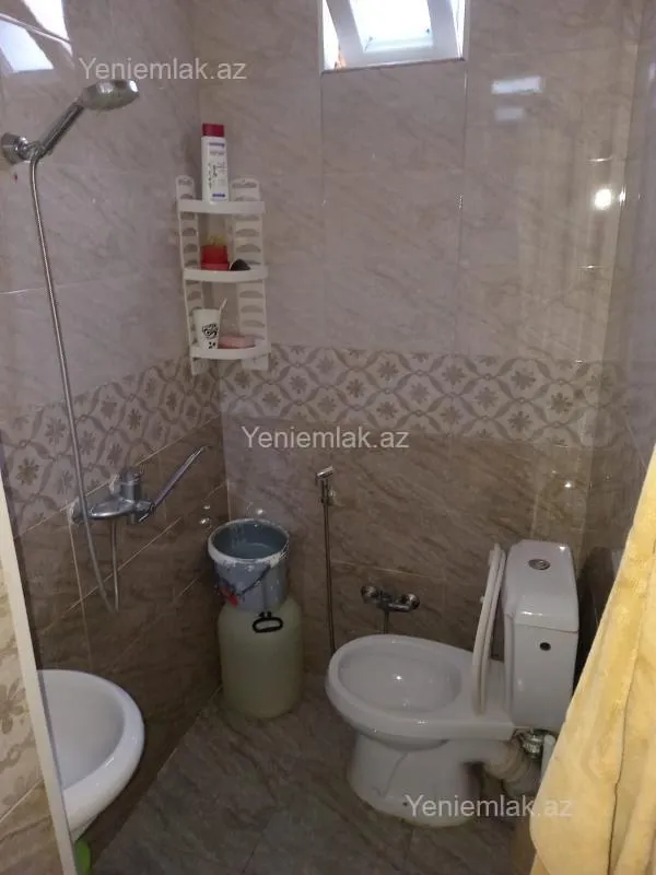 Satılır 1 otaqlı həyət evi 30 m²