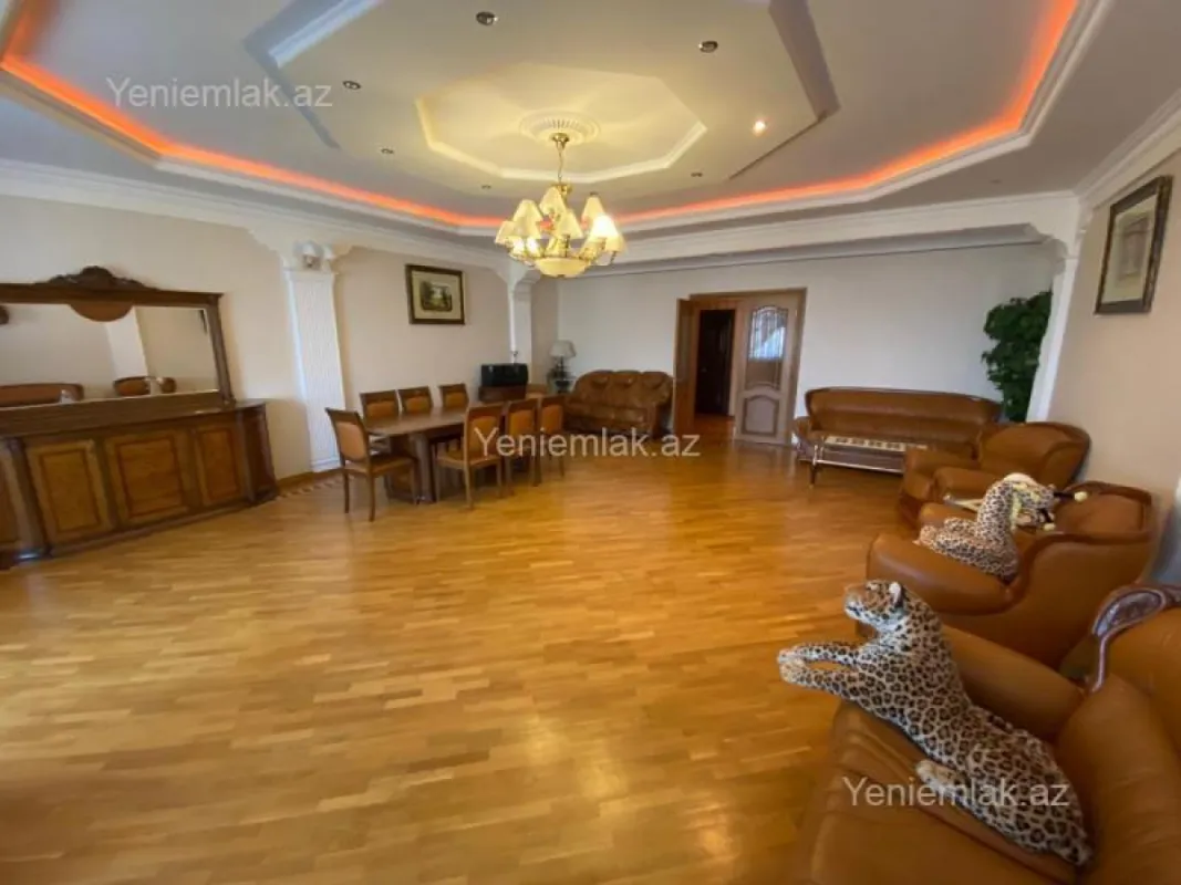 Satılır 3 otaqlı yeni tikili 168 m²