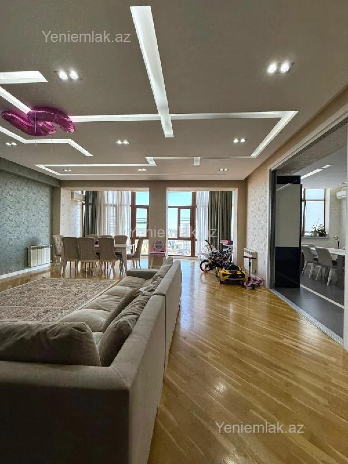 Satılır 3 otaqlı yeni tikili 165 m²